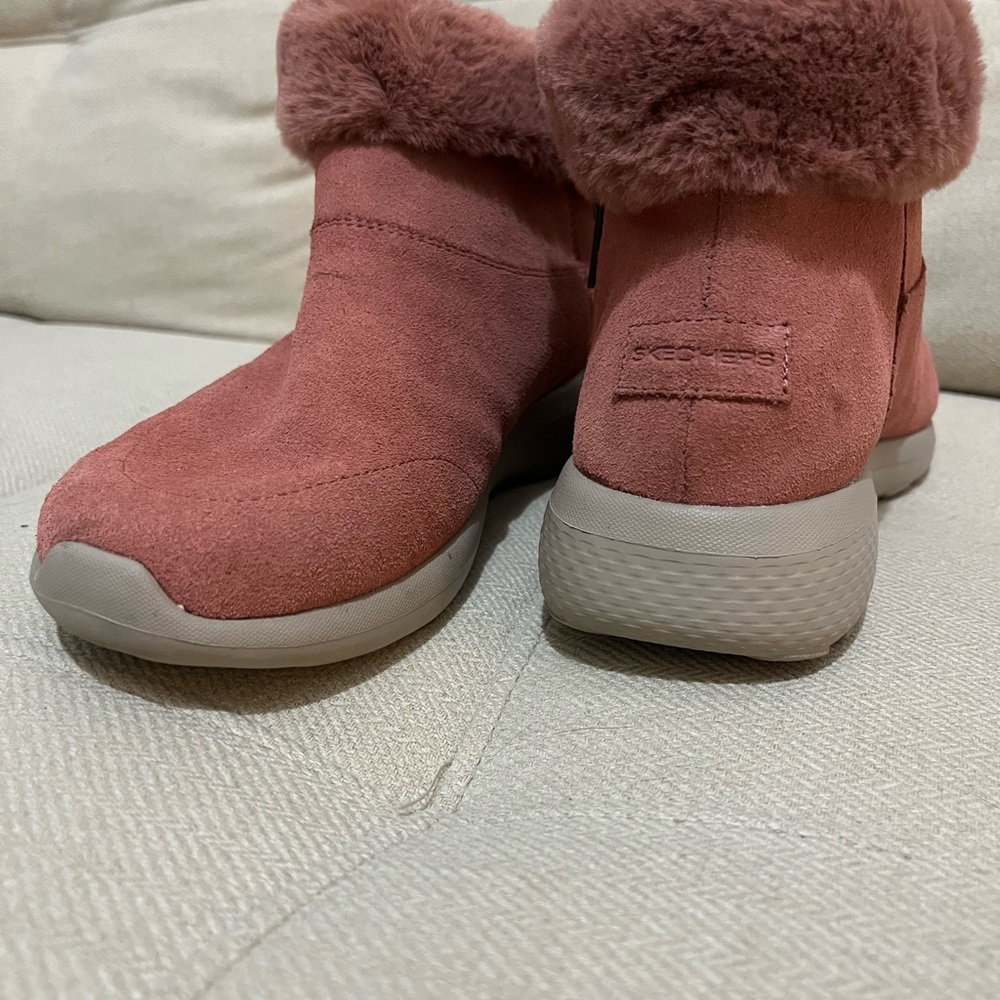 Skechers Womens Ankle Boot Goga Mat Punk Suede Faux Fur Lined Size 9.5